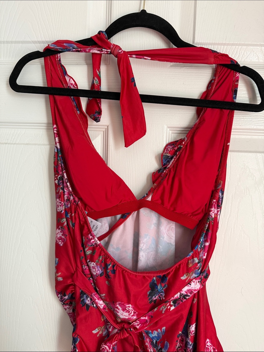 ModCloth One-Piece Swimsuit with Ruffle Detail - Picture 3 of 5